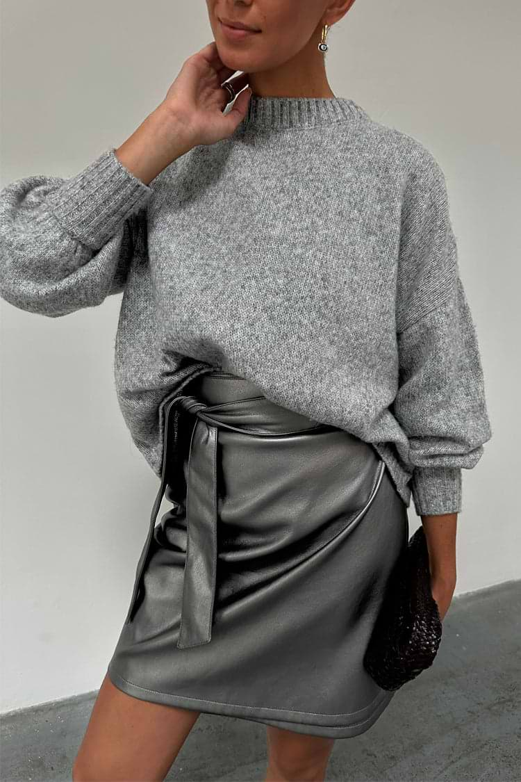 caption_Model wears Grey Jamie Knit Jumper in UK size 10/ US 6