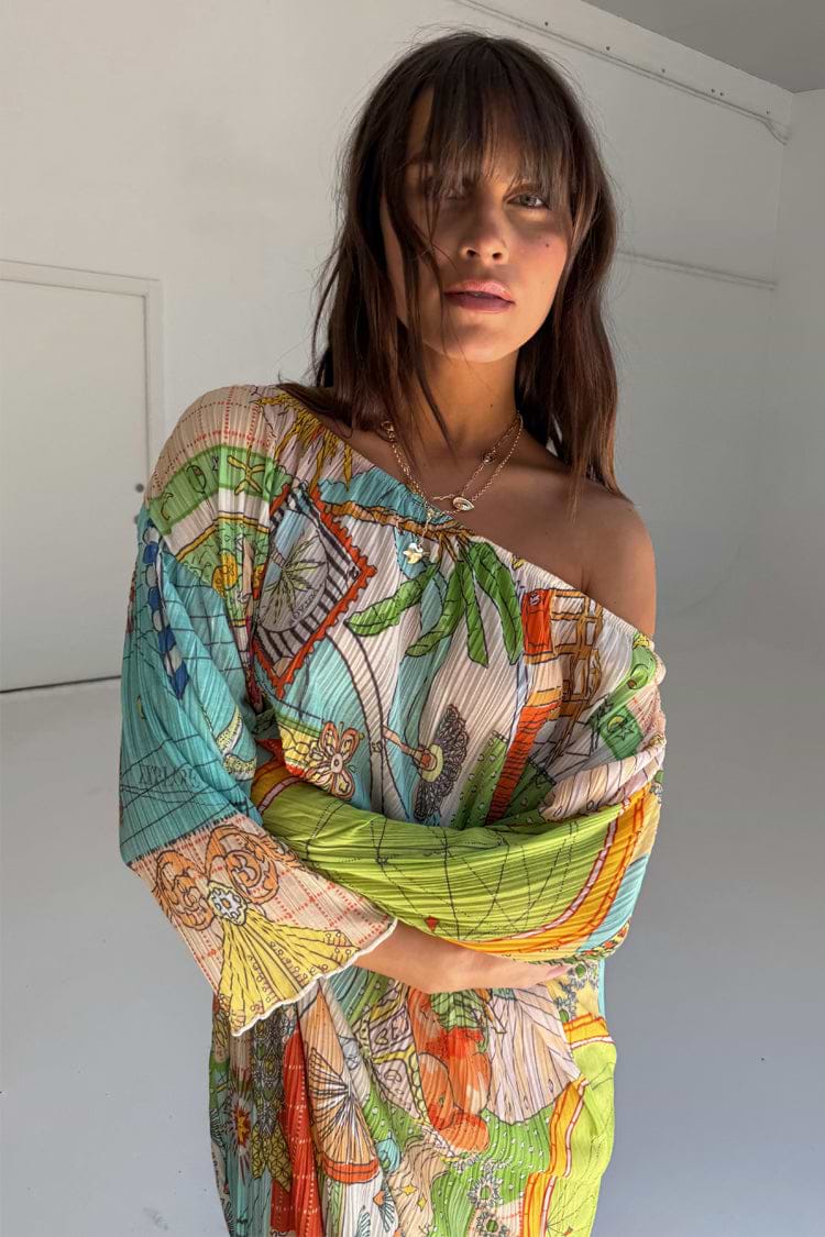 caption_Model is 5ft7” and is sizing up in the size M/L