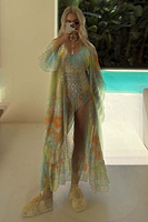 Thumbnail for caption_Model is 5ft10” and wears size L