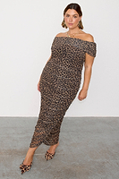 Thumbnail for caption_Model wears Leopard Diaz Dress in UK size 18/ US 14