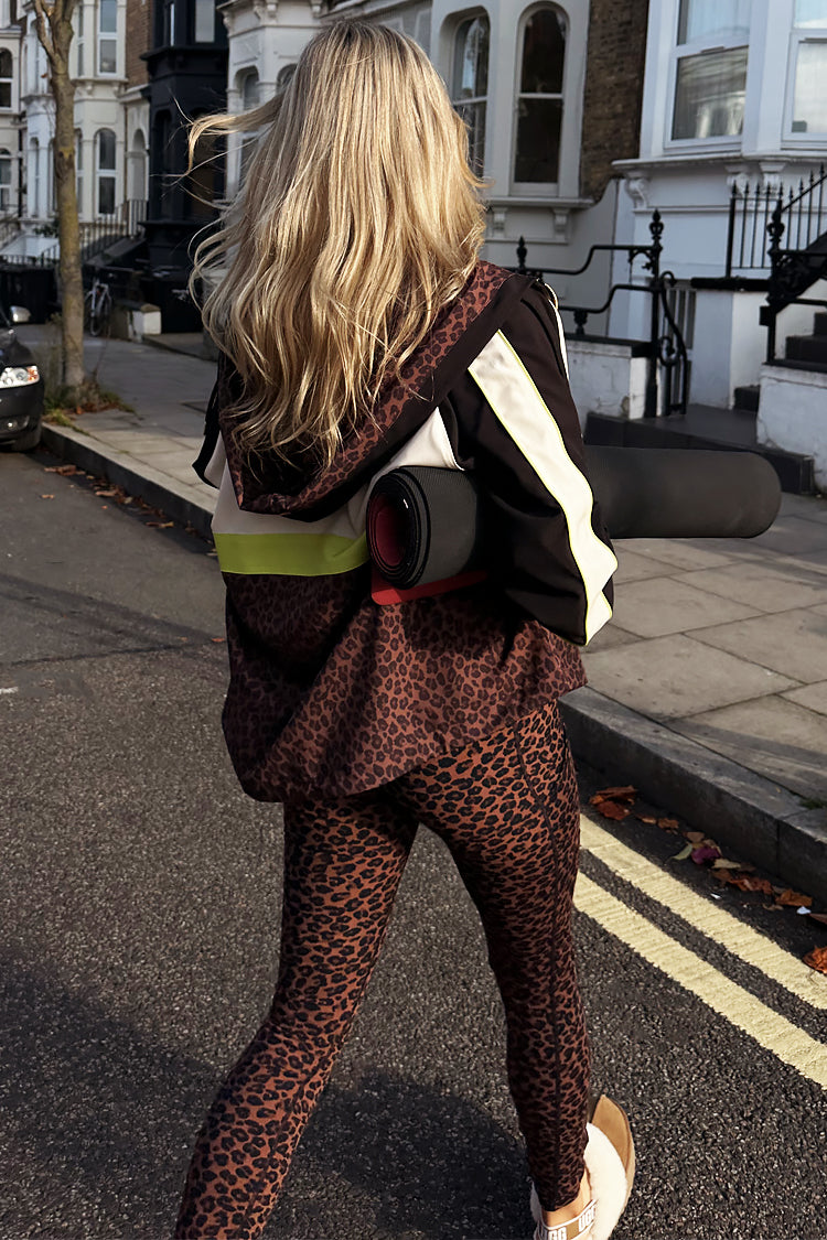 caption_Model wears Leopard Windbreaker Jacket  in UK size 8/ US 4