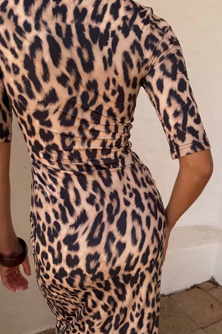 caption_Model is 5ft7” and wears size S