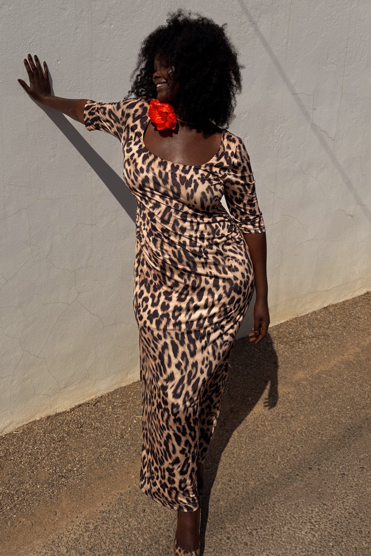 caption_Model is 5ft7” and wears size XL
