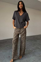 Thumbnail for caption_Model wears  Leopard Lucia Scallop Detail Jeans in UK size 8/ US 4