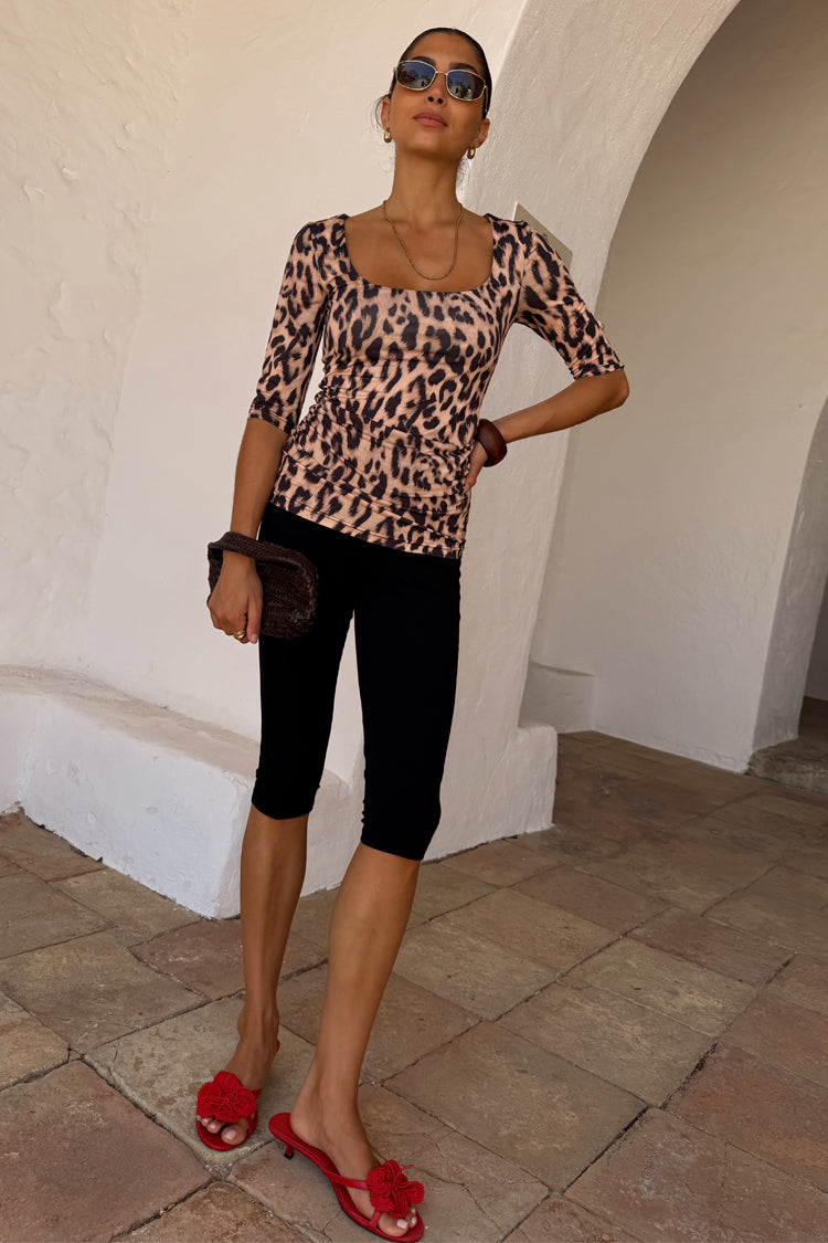  caption_Model is 5ft7” and wears size S
