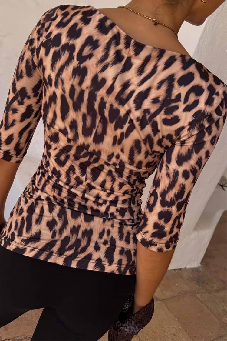  caption_Model is 5ft7” and wears size S
