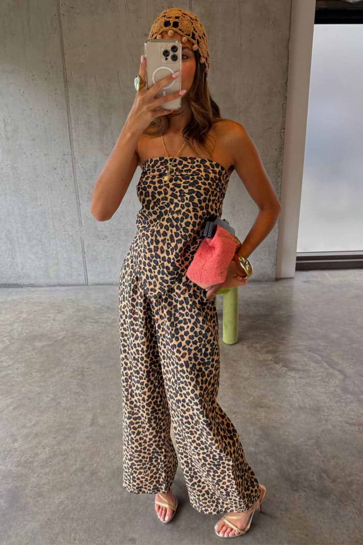 caption_Model is 5ft7” and wears UK size 10/ US 6