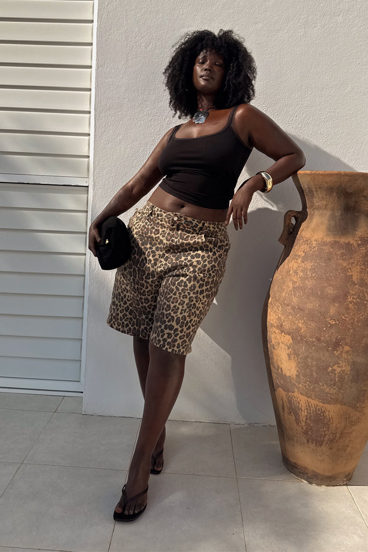caption_Model is 5ft7” and wears UK size 18/ US 14