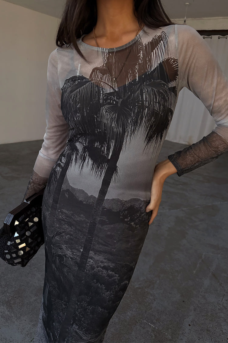 caption_Model is 5ft7” and wears UK size 8/ US 4