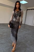 Thumbnail for caption_Model is 5ft7” and wears UK size 8/ US 4