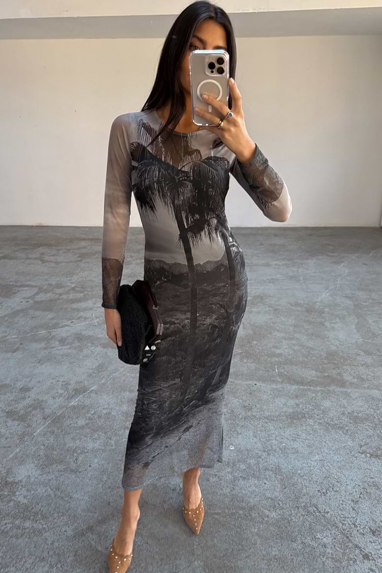 caption_Model is 5ft7” and wears UK size 8/ US 4