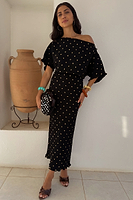 Thumbnail for caption_Model is 5ft7” and wears size S