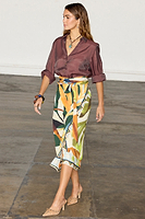 Thumbnail for caption_Model wears Palm Leaf Jaspre Skirt in UK size 10/ US 6
