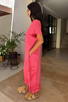 Thumbnail for caption_Model is 5ft7” and wears size M