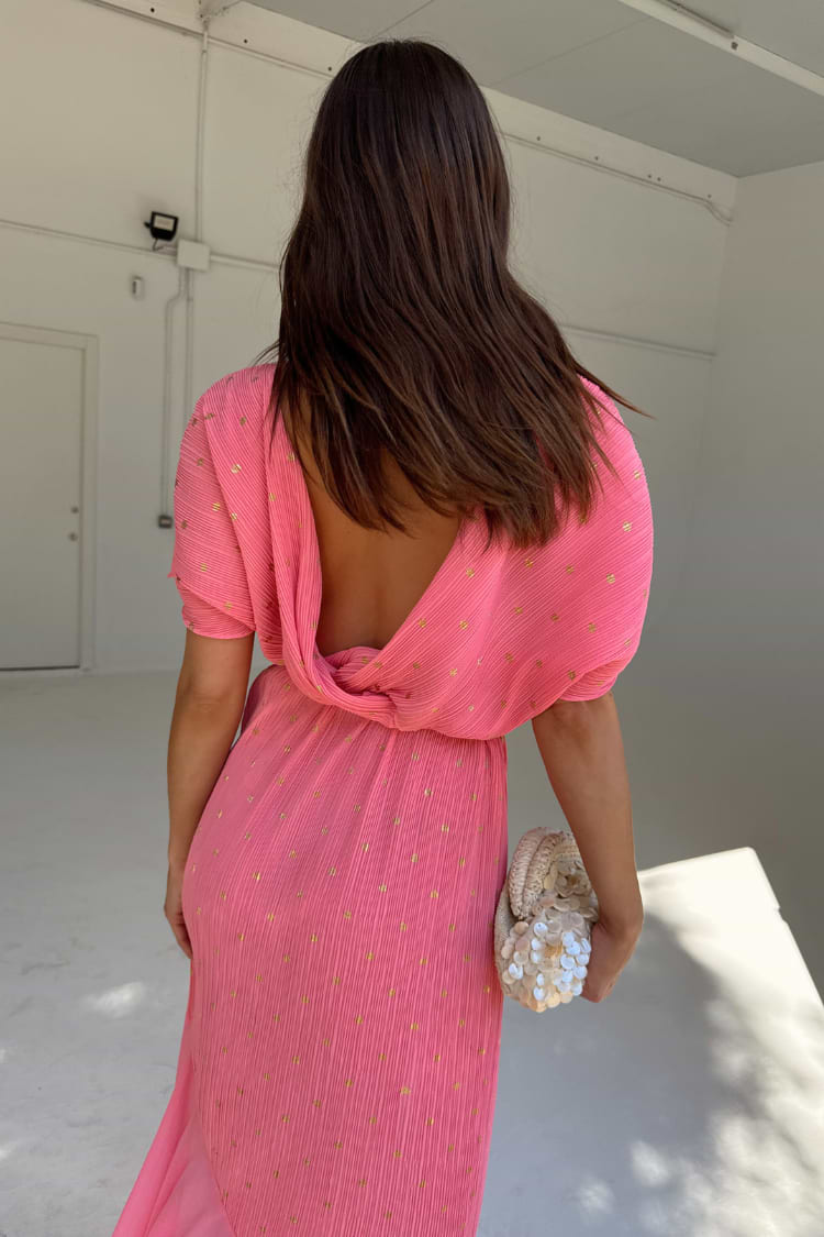 caption_Model is 5ft7” and wears size M