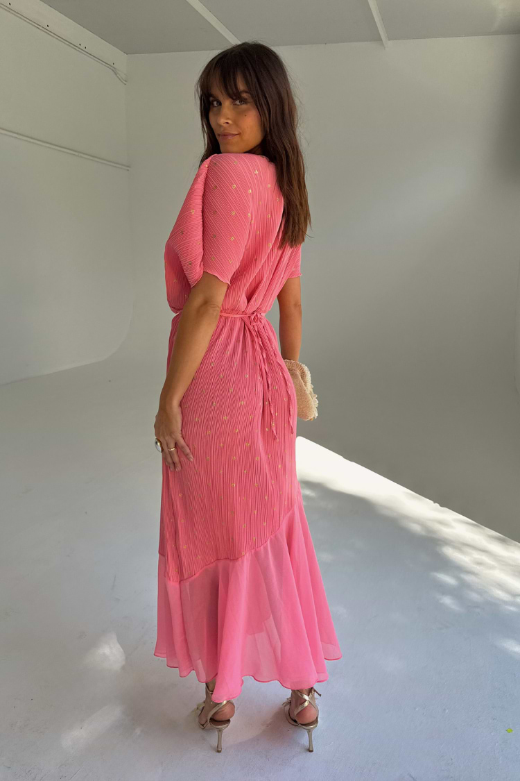 caption_Model is 5ft7” and wears size M