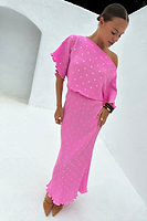 Thumbnail for caption_Model is 5ft6” and wears size S