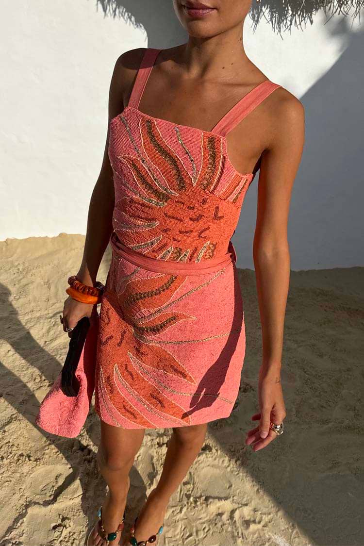 caption_Model is 5ft6” and wears UK size 8/ US 4