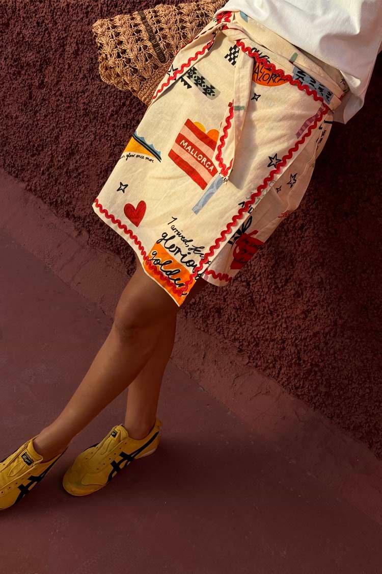 caption_Model is 5ft4” and wears UK size 8/ US 4