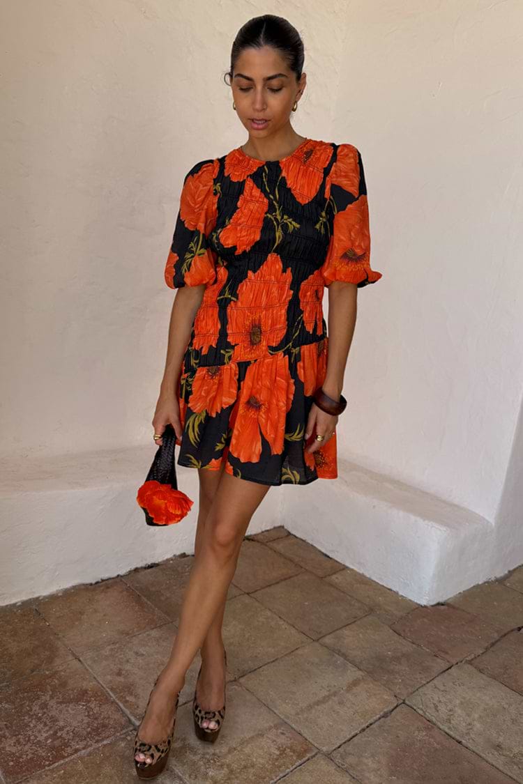 caption_Model is 5ft7” and wears UK size 8/ US 4