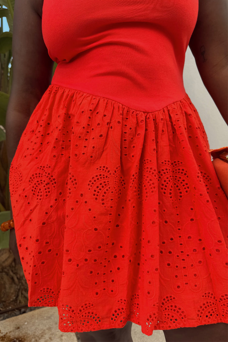caption_Model is 5ft7” and wears UK size 16/ US 12