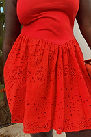 Thumbnail for caption_Model is 5ft7” and wears UK size 16/ US 12
