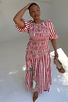 Thumbnail for caption_Model is 5ft6” and wears UK size 16/ US 12