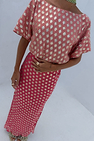Thumbnail for caption_Model is 5ft6” and wears UK size 8/ US 4