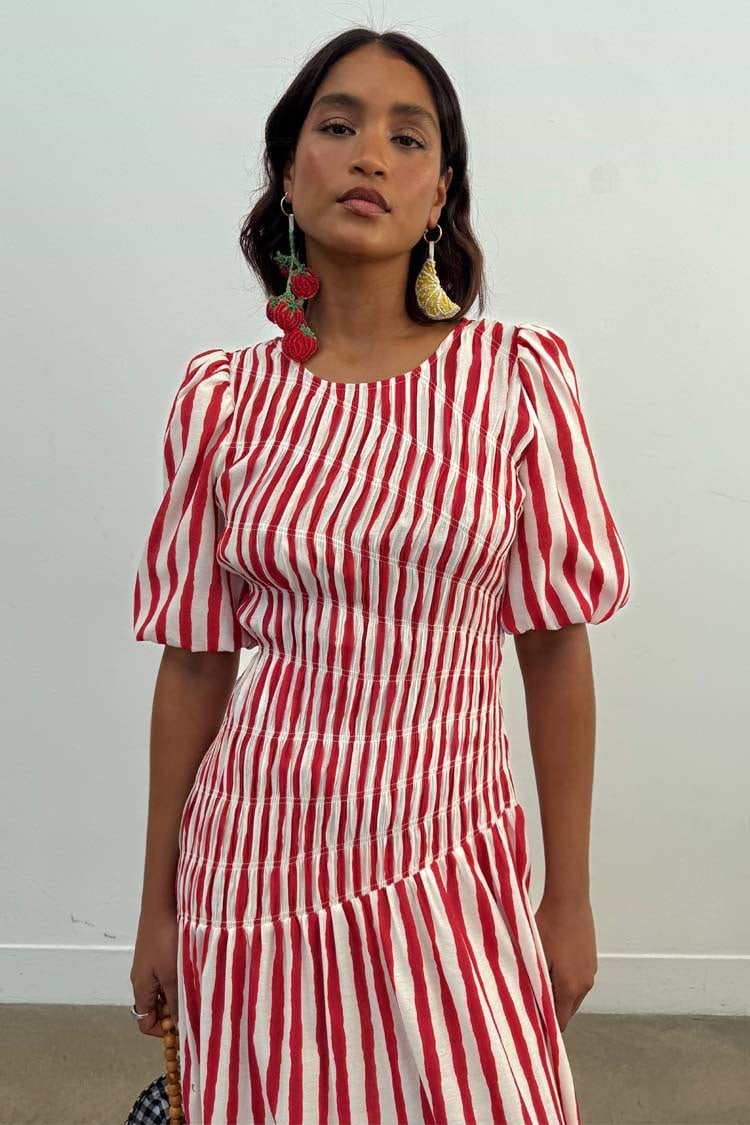 caption_Model is 5ft7” and wears UK size 8/ US 4