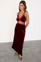 Thumbnail for caption_Model wears Oxblood Mimi Dress in UK size 10/ US 6