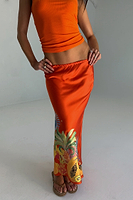 Thumbnail for caption_Model is 5ft7” and is wearing a size UK 10/ US 6 