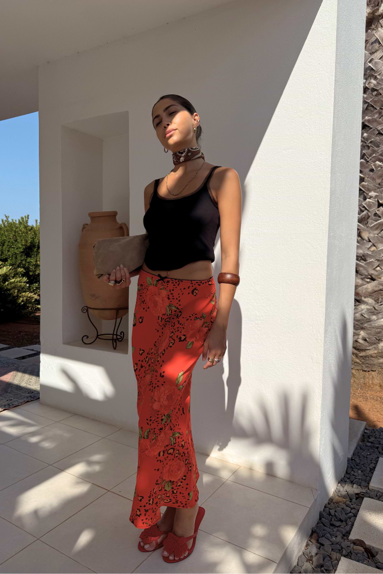 caption_Model is 5ft7” and wears UK size 10/ US 6