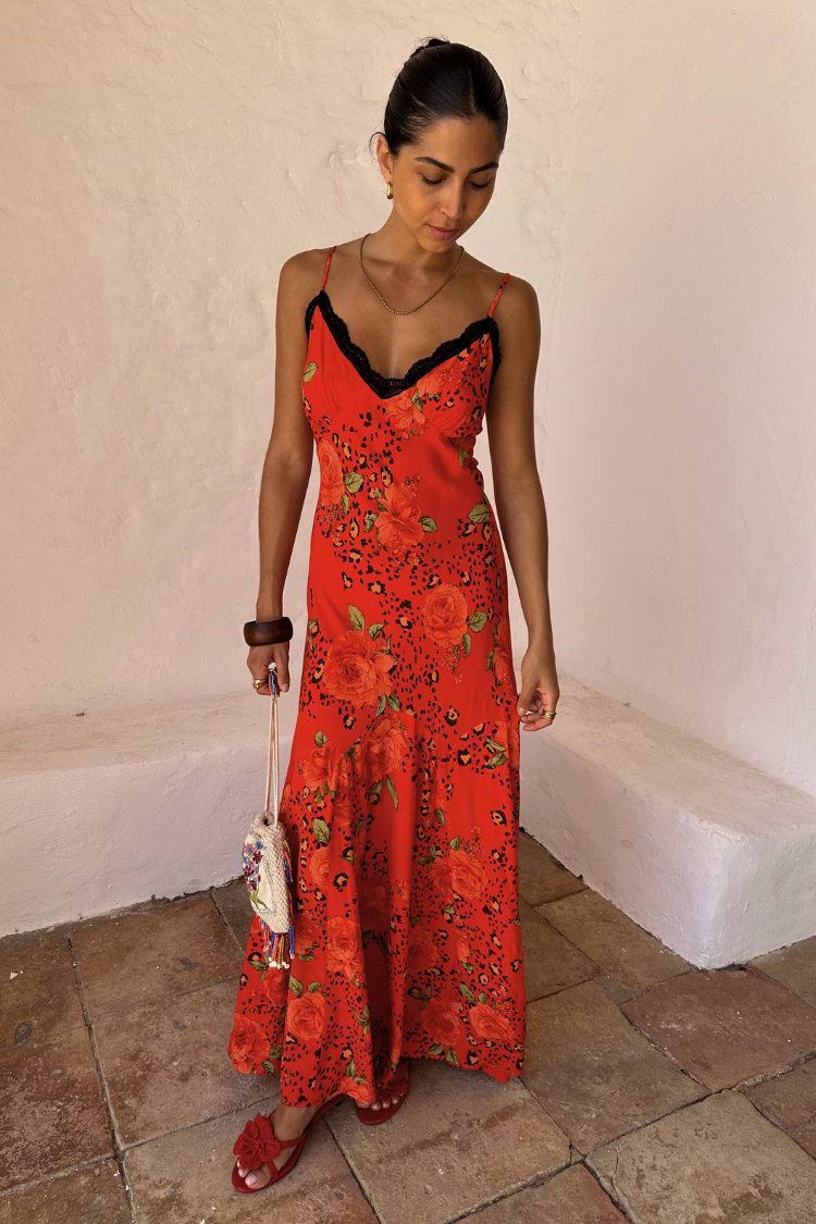 caption_Model is 5ft7” and wears UK size 10/ US 6