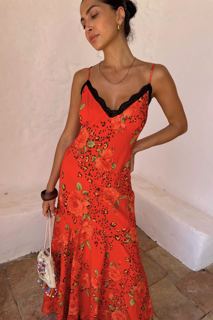caption_Model is 5ft7” and wears UK size 10/ US 6