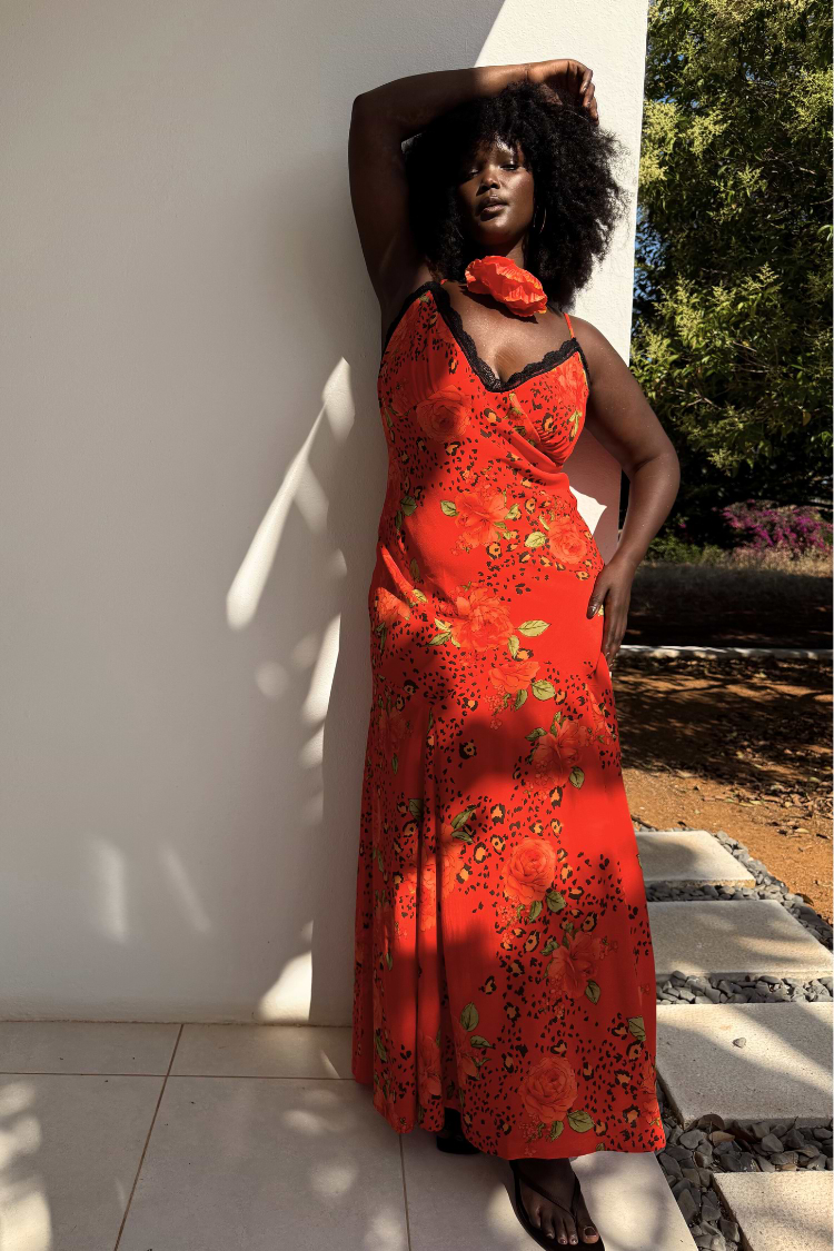 caption_Model is 5ft7” and wears UK size 16/ US 12