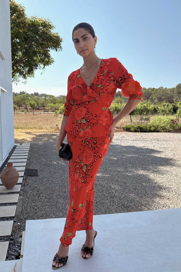 caption_Model is 5ft7” and wears UK size 10/ US 6