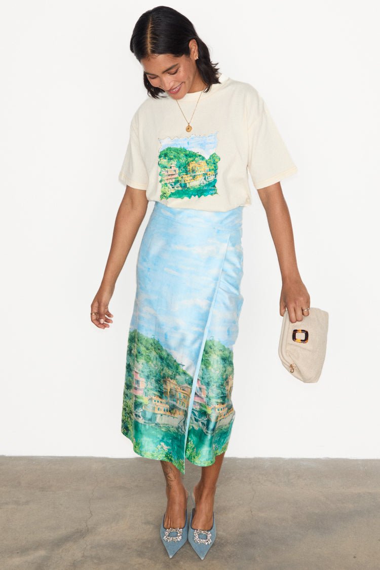 caption_Model wears Scenery Jaspre Skirt in UK size 10/ US 6