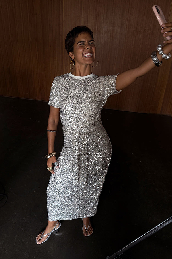 never fully dressed skirt sequin How to Style the Sequin Jaspre: A Guide to Multiwear Fashion