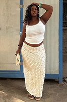 Thumbnail for caption_Model is 5ft3” and wears UK size 16/ US 12
