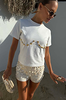 Thumbnail for caption_Model is 5ft6” and wears size M