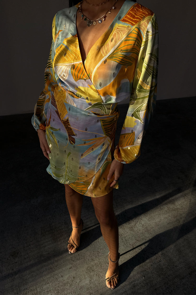 caption_Model is 5ft7” and wears UK size 8/ US 4