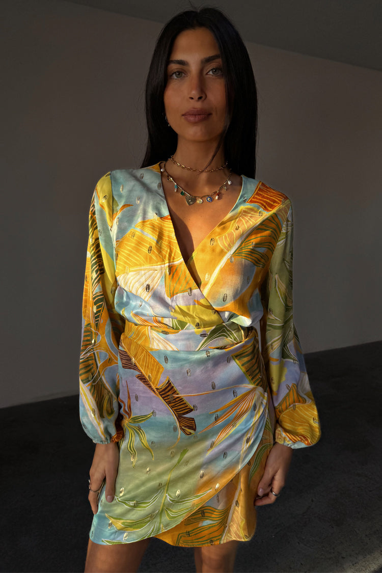caption_Model is 5ft7” and wears UK size 8/ US 4
