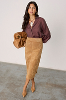 Thumbnail for caption_Model wears Suede Jaspre Skirt in UK size 10/ US 6