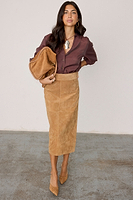 Thumbnail for caption_Model wears Suede Jaspre Skirt in UK size 10/ US 6