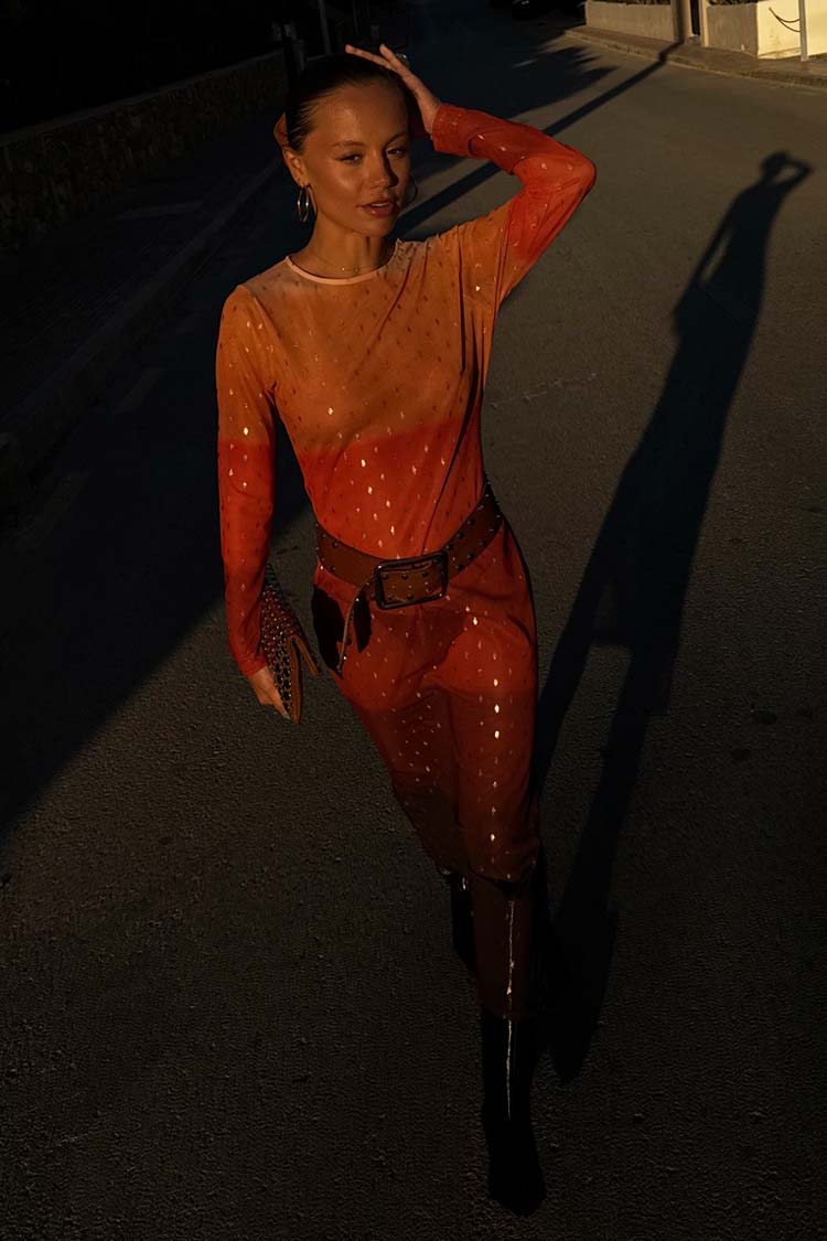 caption_Model wears Orange Sunset Mesh Dress in size UK 8/ US 4