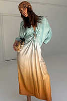 Thumbnail for caption_Model is 5ft7” and wears size M