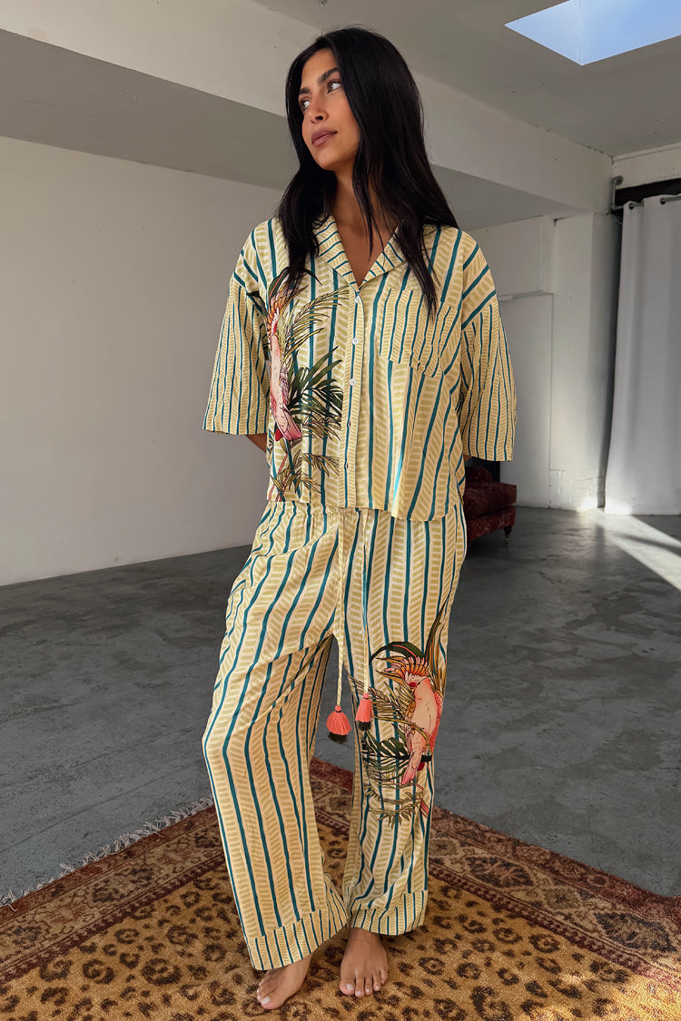 caption_Model is 5ft7” and wears UK size 8/ US 4