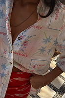 Thumbnail for caption_Model is 5ft7” and wears UK size 8/ US 4