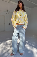 Thumbnail for caption_Model is 5ft7” and wears size M
