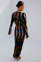 Thumbnail for caption_Model wears Zig Zag Gaia Plisse Dress  in UK size 8/ US 4